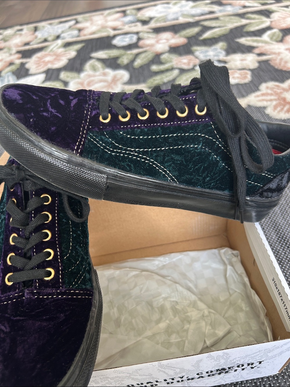 Vans Velvet Low-Top Sneakers in Purple & Teal with Black Soles - Picture 2 of 8